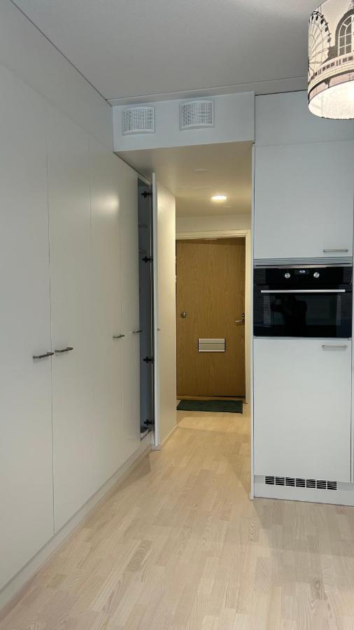 Entire Near Helsinki Airport In Kivistoe Appartement *
