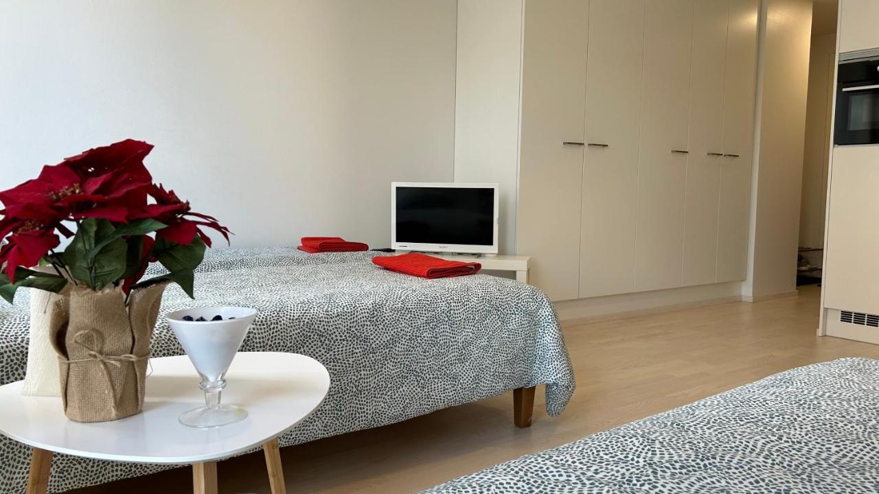 Entire Near Helsinki Airport In Kivistoe Appartement *