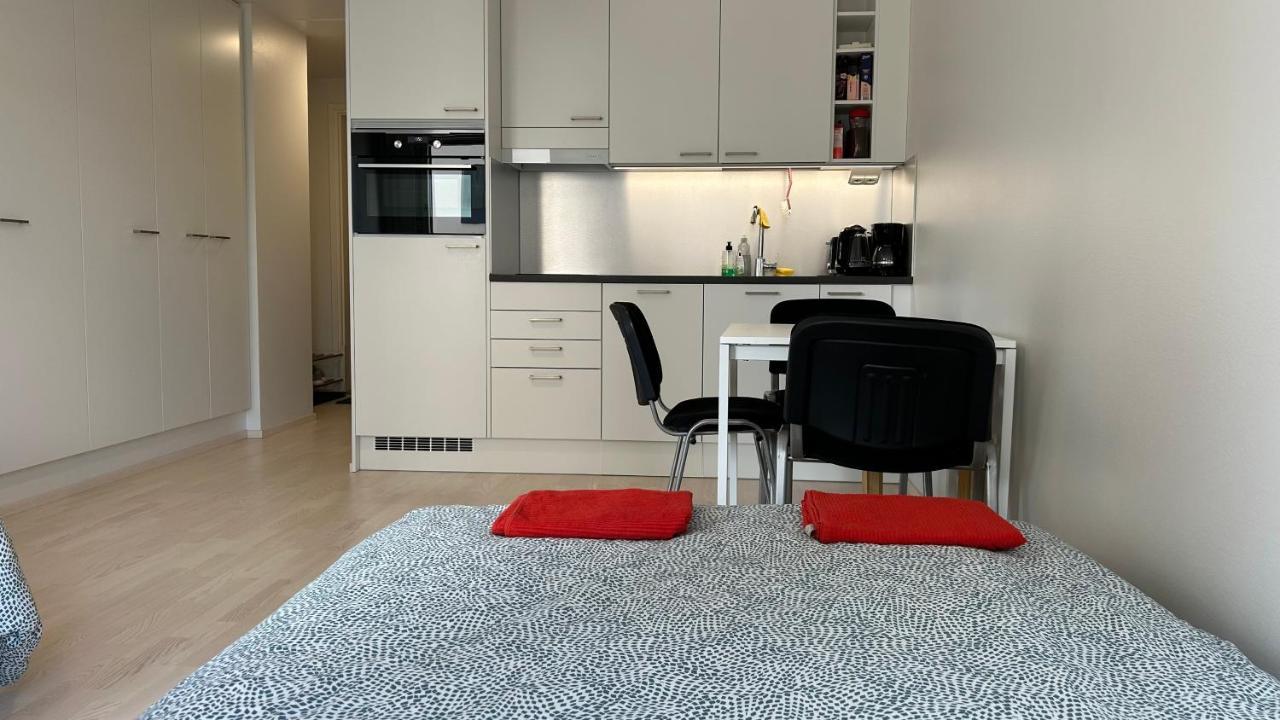 Entire Near Helsinki Airport In Kivistoe Апартаменты